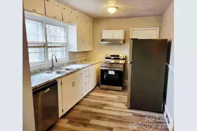 5405 Hilltop Circle, Charlotte, NC 28269 - Photo 3