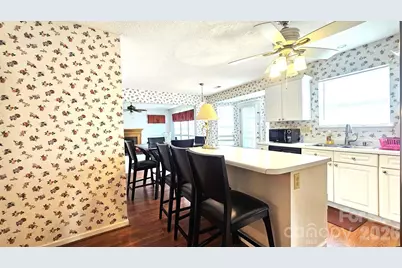 2425 Katherine Kiker Road, Charlotte, NC 28213 - Photo 7