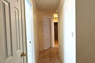 2425 Katherine Kiker Rd, Charlotte, NC 28213 - Photo 17
