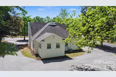 792 John B White Sr Boulevard, Spartanburg, SC 29306 - Photo 25