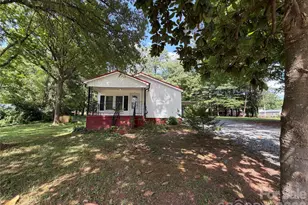 55 S Hildebran Ave, Newton, NC 28658 - Photo 1