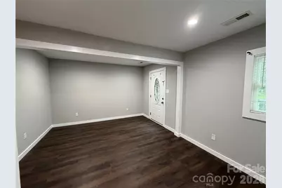 55 S Hildebran Avenue, Newton, NC 28658 - Photo 17
