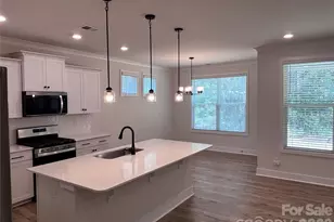 2028 Skyhawk Dr, York, SC 29745 - Photo 3