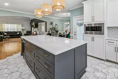 10703 Middle Acres Road, Charlotte, NC 28213 - Photo 7