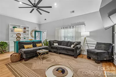 10703 Middle Acres Road, Charlotte, NC 28213 - Photo 5