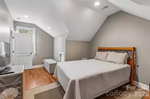 10703 Middle Acres Rd, Charlotte, NC 28213 - Photo 27