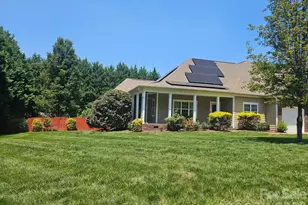 10703 Middle Acres Rd, Charlotte, NC 28213 - Photo 3