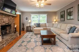 24 Audubon Dr, Asheville, NC 28804 - Photo 21