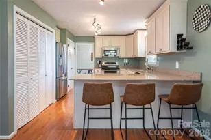24 Audubon Dr, Asheville, NC 28804 - Photo 11