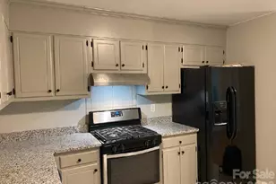 8631 Carmel Rd, Charlotte, NC 28226 - Photo 3