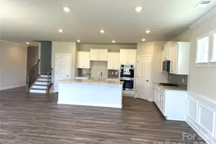 4298 Camden Gln Rd, Lancaster, SC 29720 - Photo 3
