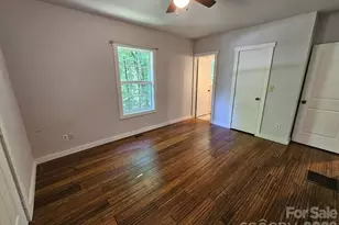 100 Squirrel Ln, Sapphire, NC 28774 - Photo 11
