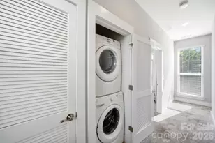 923 Warren Burgess Ln, Charlotte, NC 28205 - Photo 15