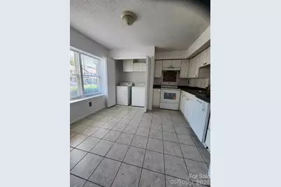 9626-D Vinca Circle, Charlotte, NC 28213 - Photo 3
