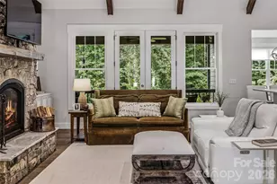 25 E Williams Meadow Ct, Hendersonville, NC 28739 - Photo 7