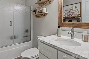 25 E Williams Meadow Ct, Hendersonville, NC 28739 - Photo 21