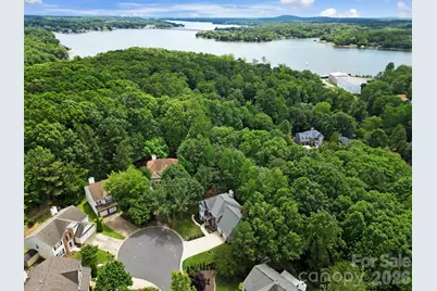 14338 Crown Harbor Drive, Charlotte, NC 28278 - Photo 5