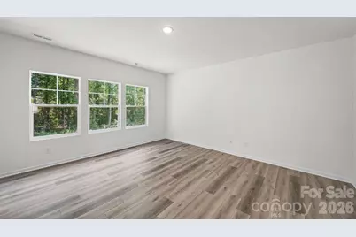 7725 E Lane Drive, Charlotte, NC 28212 - Photo 9