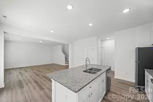 7725 E Lane Dr, Charlotte, NC 28212 - Photo 21
