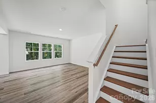 7725 E Lane Dr, Charlotte, NC 28212 - Photo 7