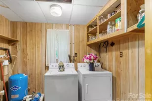 1210 Blevins Branch Rd, Bakersville, NC 28705 - Photo 23