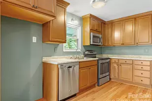 1210 Blevins Branch Rd, Bakersville, NC 28705 - Photo 11