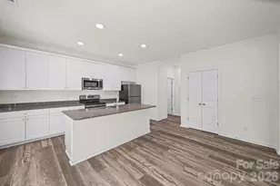 7809 E Lane Dr, Charlotte, NC 28212 - Photo 15