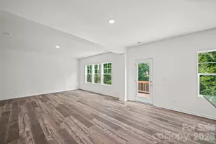 7809 E Lane Dr, Charlotte, NC 28212 - Photo 9