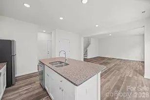 7809 E Lane Dr, Charlotte, NC 28212 - Photo 17