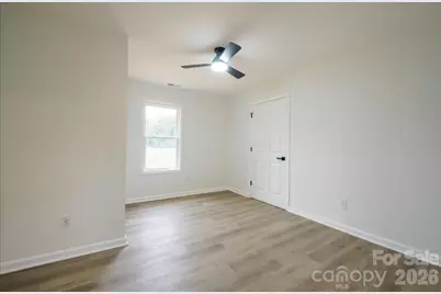 1810 E Greenbriar Road, Statesville, NC 28677 - Photo 11