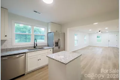 1810 E Greenbriar Road, Statesville, NC 28677 - Photo 9