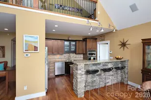 130 Black Oak Dr, Asheville, NC 28804 - Photo 17