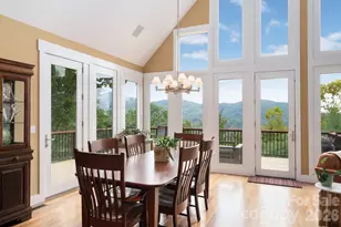 130 Black Oak Dr, Asheville, NC 28804 - Photo 11
