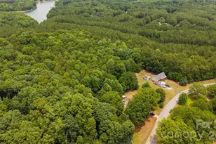 8628 Island Point Rd, Sherrills Ford, NC 28673 - Photo 7