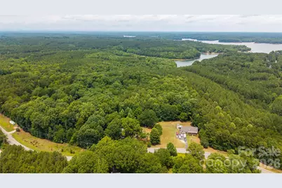 8628 Island Point Road, Sherrills Ford, NC 28673 - Photo 3