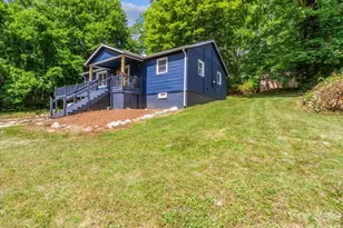 352 Jakes Branch Rd, Spruce Pine, NC 28777 - Photo 3