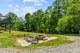352 Jakes Branch Rd, Spruce Pine, NC 28777 - Photo 27