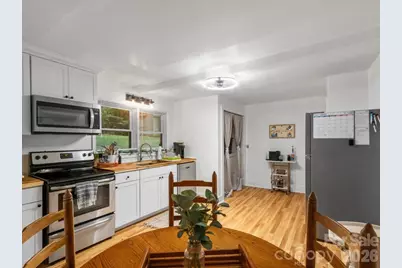 352 Jakes Branch Road, Spruce Pine, NC 28777 - Photo 9