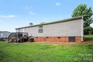 504 Mountain Meadows Dr, Bessemer City, NC 28016 - Photo 25