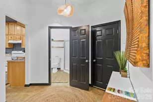 19 Holly Crest Ln, Fairview, NC 28730 - Photo 21