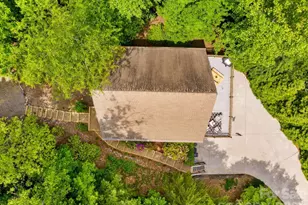 19 Holly Crest Ln, Fairview, NC 28730 - Photo 23