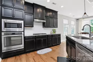 128 Creekside Crossing Ln, Mooresville, NC 28117 - Photo 9