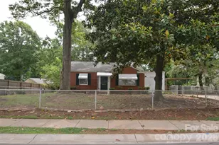 2111 Dickens Ave, Charlotte, NC 28208 - Photo 3