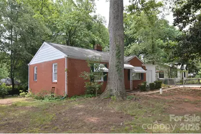 2111 Dickens Avenue, Charlotte, NC 28208 - Photo 7