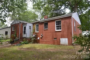 2111 Dickens Ave, Charlotte, NC 28208 - Photo 21