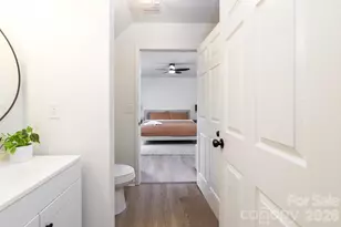 5229 Tarrywood Ln, Charlotte, NC 28205 - Photo 17