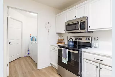 5229 Tarrywood Lane, Charlotte, NC 28205 - Photo 13