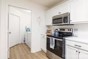 5229 Tarrywood Ln, Charlotte, NC 28205 - Photo 13