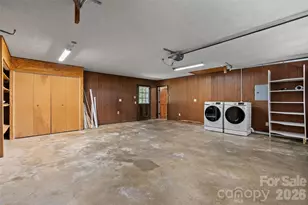 519 Nellie John Dr, Clyde, NC 28721 - Photo 23