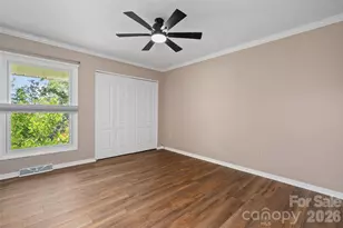 519 Nellie John Dr, Clyde, NC 28721 - Photo 31